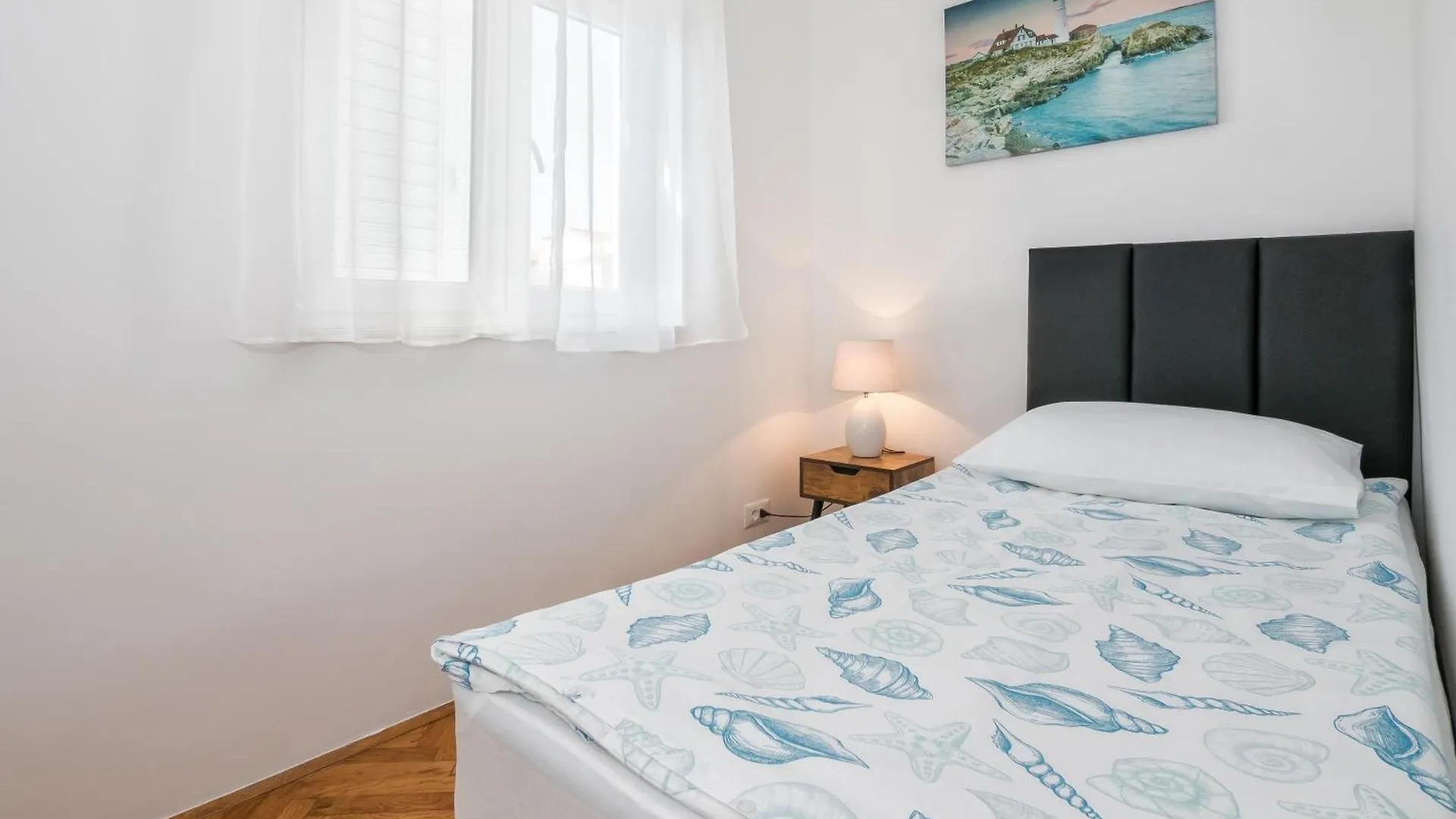 Apartment La Le With Big Terrace Split
