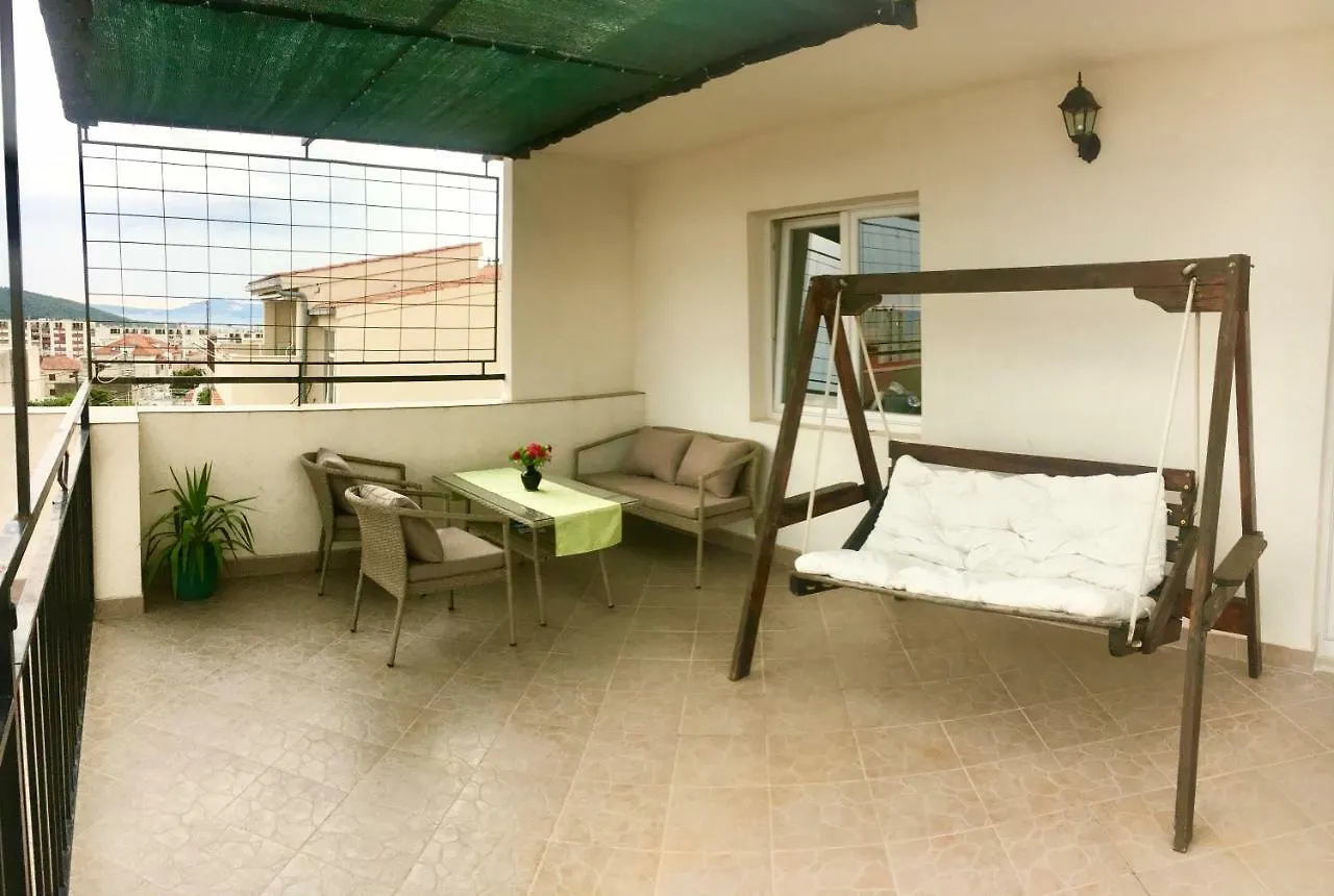 Apartment La Le With Big Terrace Split